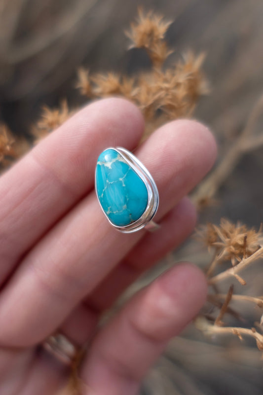 Vivd Blue Kingman Turquoise Sterling Silver size 6 Ring