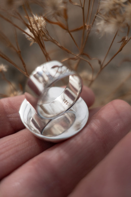 Large Round White Buffalo size 6.5 Ring