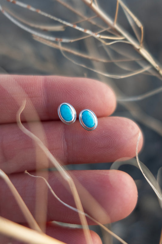 Kingman Tiny Turquoise Oval Stud Earrings